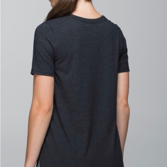 Lululemon tunic om tee 6 - Picture 2 of 7